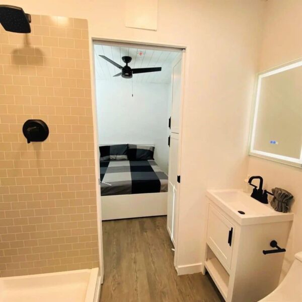 Washer/Dryer Connection New Metal Roof Mini Split Flush Toilet Financing Available/ Payment Plan Asking $25,000 $10,000 Down Payment $1,000 For Reservation Fee Email Us At timokrause03@gmail.com Can’t Respond To All Comments So Just Email Us For Quick Response timokrause03@gmail.com Bedrooms 2 Lofts 0 Bathrooms 1 Size 320sq Ft Length 40 Ft Width 8 Ft Height 9.5 Ft Weight 12000 Lb We Can Deliver And Install For You And All You Just Need Is A Pier Foundation In Your Lot - Image 4